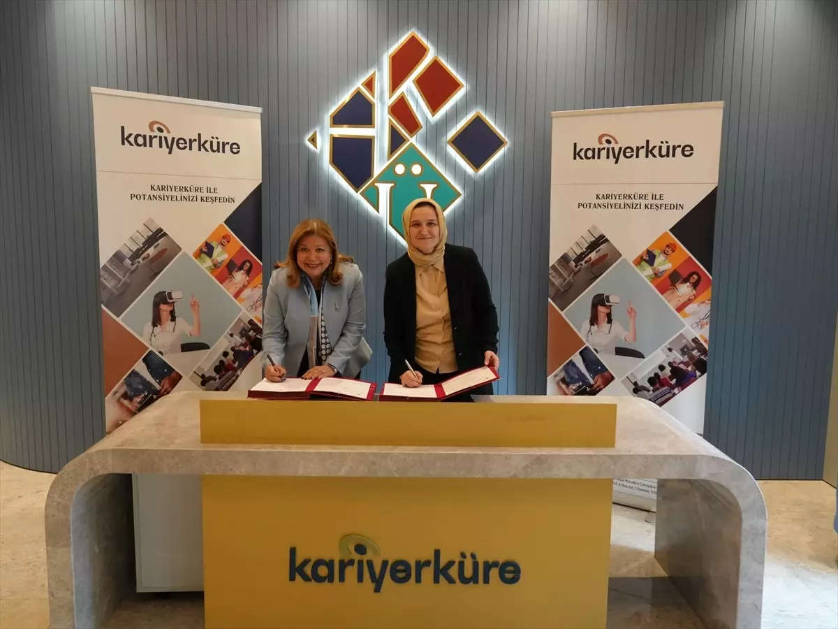 HKÜ ve Kariyerküre\'den Eğitim Protokolü