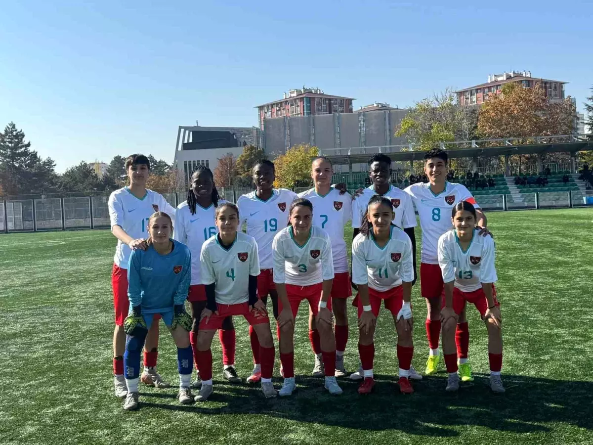 Kayseri Kadın FK, Şırnak\'ı 3-0 Yendi