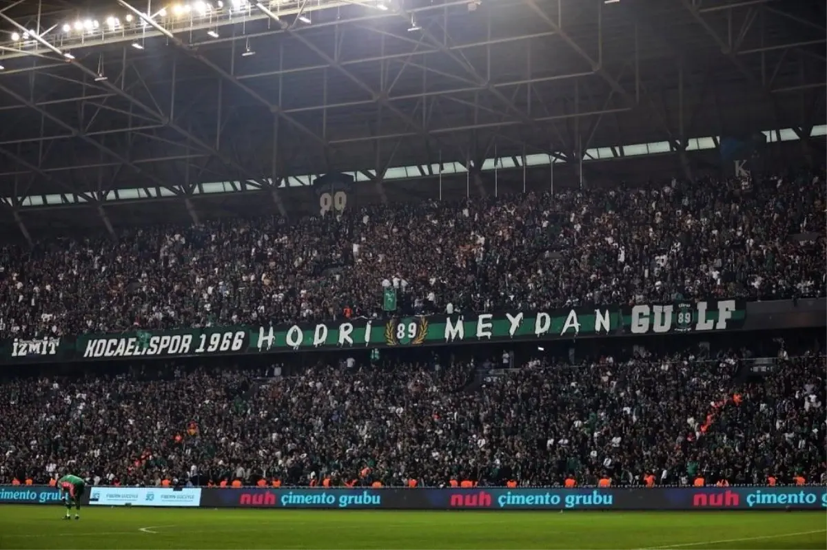 Kocaelispor, Galatasaray\'ı 1-0 Yendi