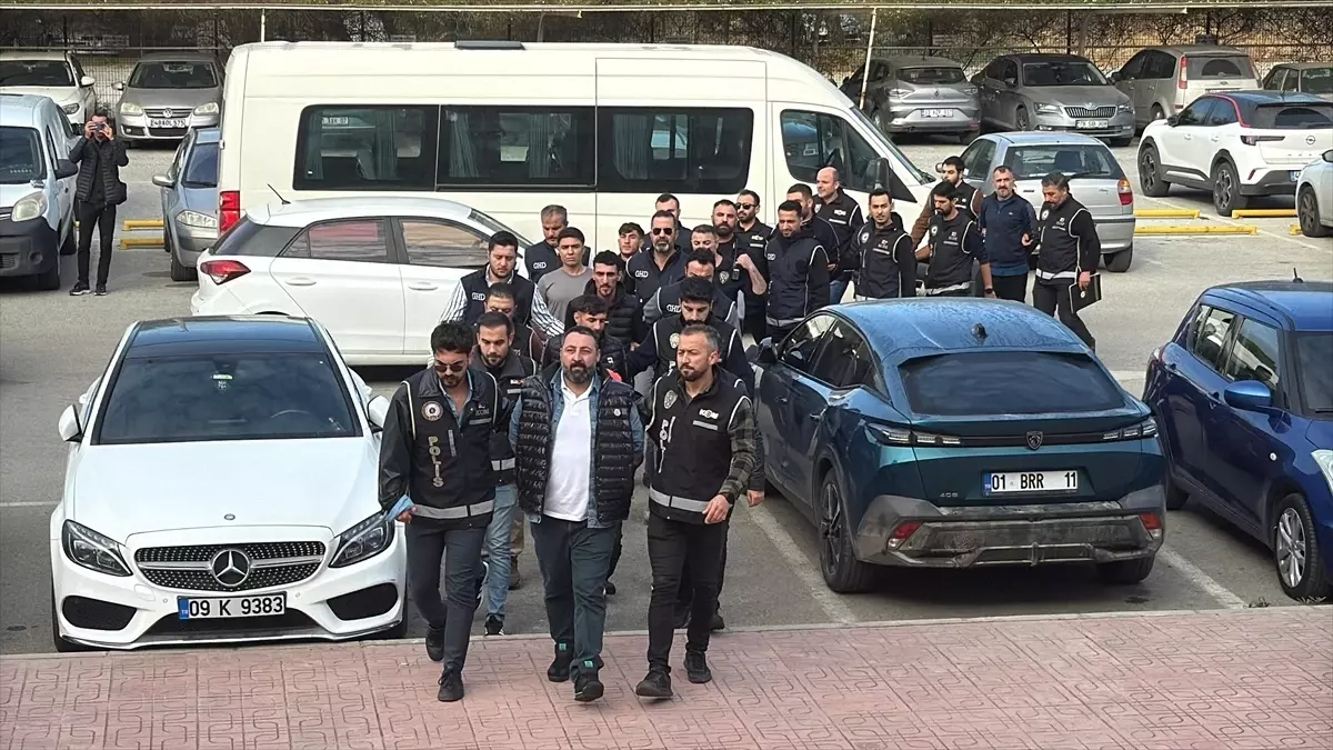 Suç Orgütüne Operasyon: 10 Gözaltı