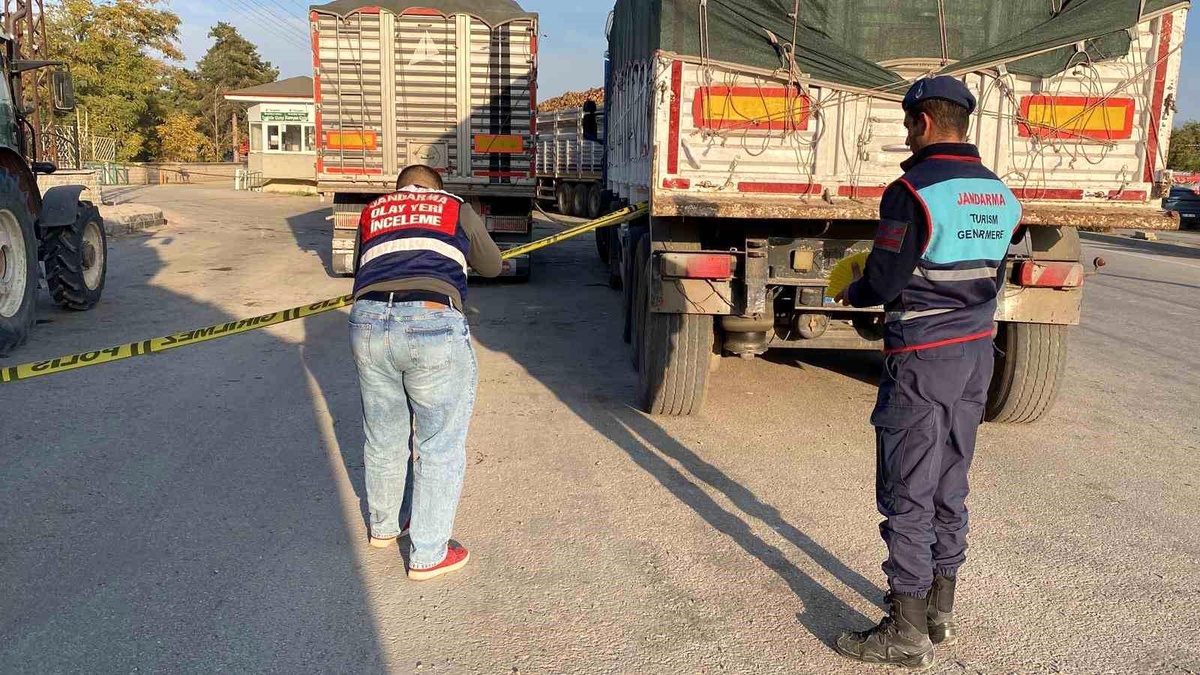Elazığ\'da Pancar Alımında Silahlı Kavga