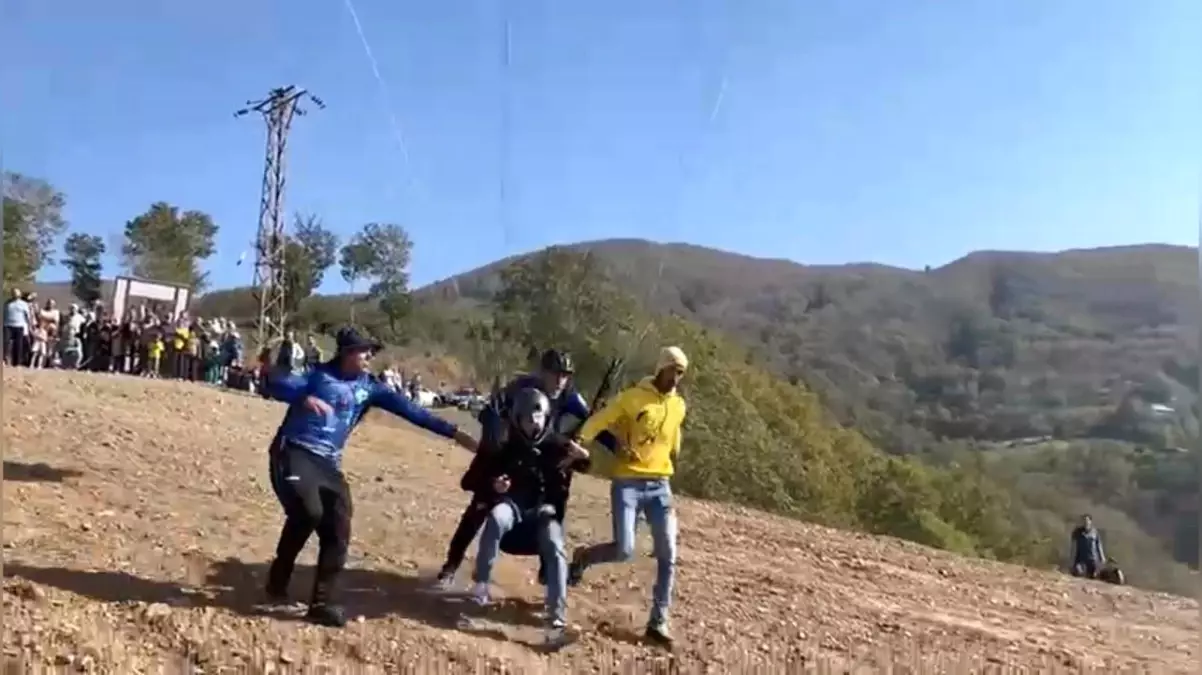 Dumanlı Yaylası Festivali\'nde Paraşüt Kazası