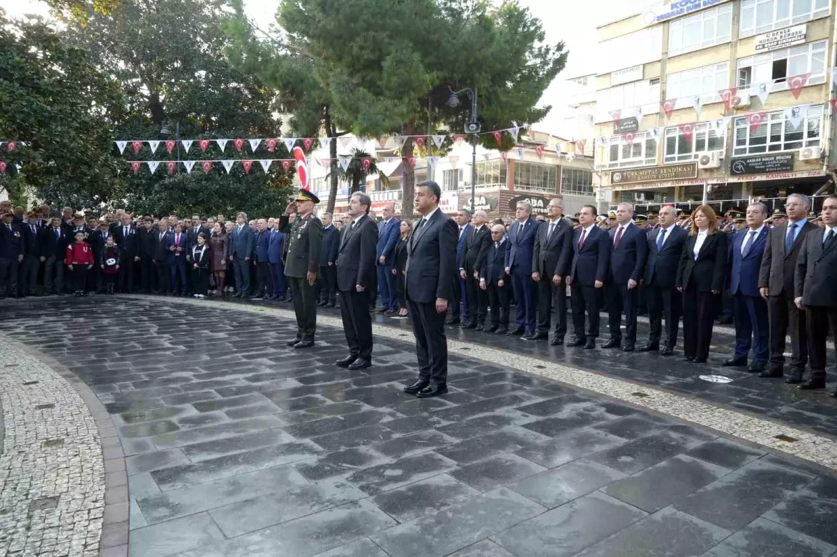 Samsun\'da "10 Kasım Atatürk\'ü Anma Günü"