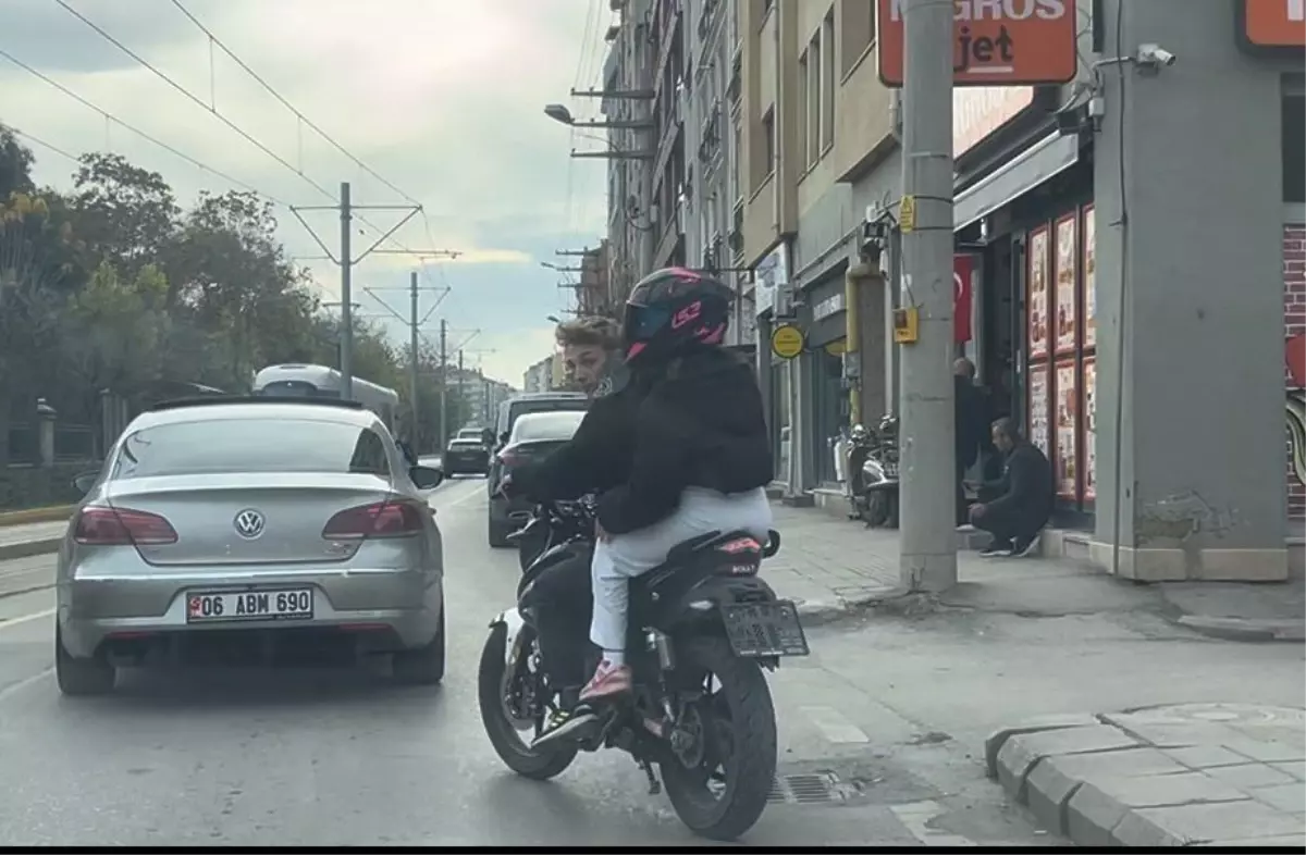 Eskişehir\'de Gürültülü Motosiklet Rahatsızlık Yarattı