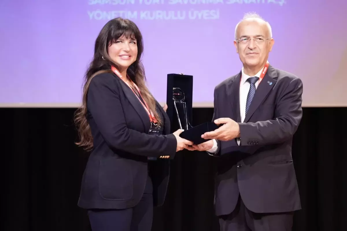 CANiK, Dış Ticaret Zirvesi\'nde İhracat Vizyonunu Paylaştı