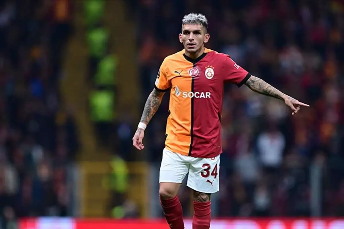Yeni bir sayfa mı açılıyor? Lucas Torreira\'dan Demet Özdemir hamlesi