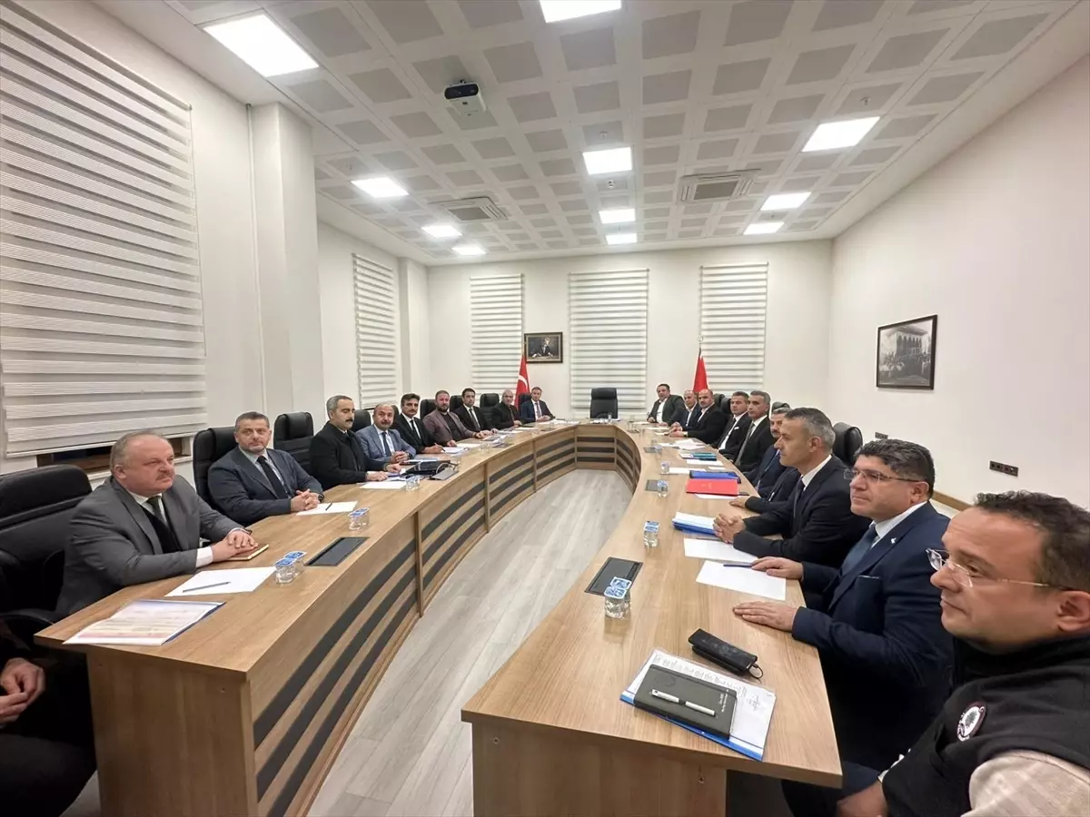 Oğuzhan Kaya Alaca\'da İncelemelerde Bulundu