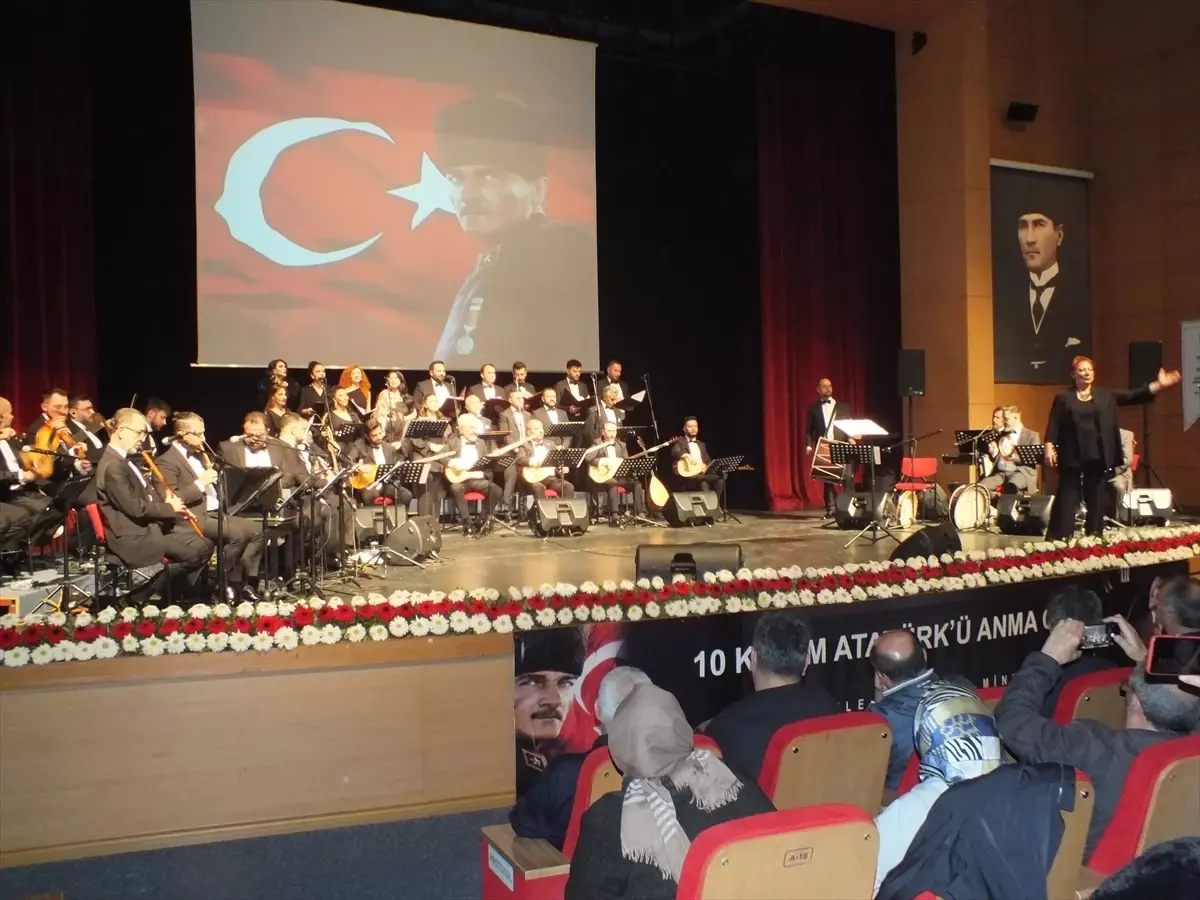 Atatürk Sivas\'ta Anıldı