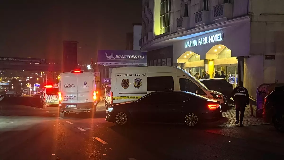 Büyükçekmece\'de Silahlı Kavga: 2 Ölü, 1 Yaralı