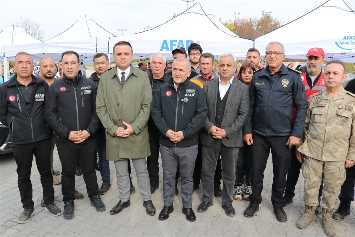 Elazığ\'da Kaybolan Çocuk İçin Arama Çalışmaları Devam Ediyor