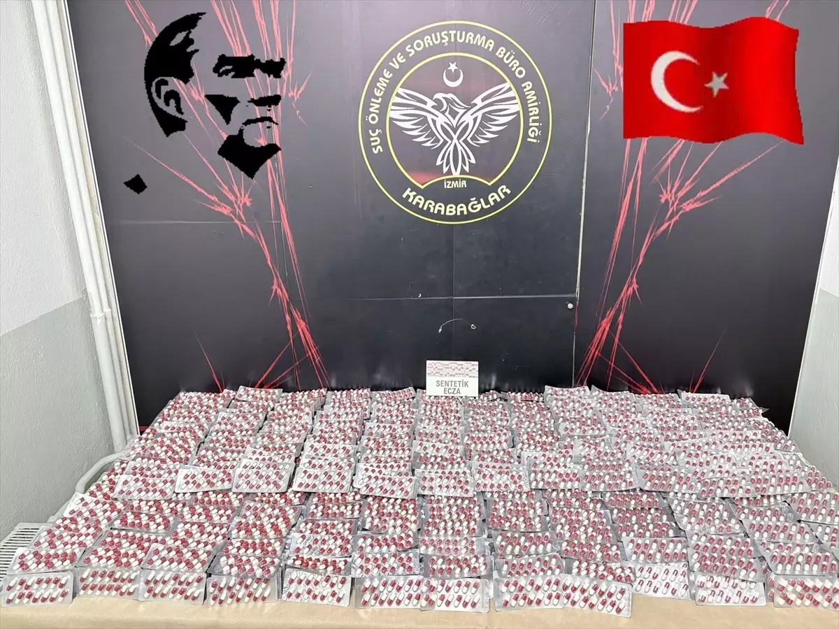 İzmir\'de Uyuşturucu Ticareti Operasyonu