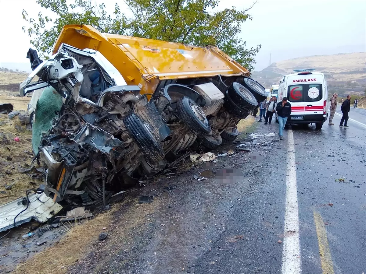 Siverek\'te Kamyon Kazası: 1 Ölü, 1 Yaralı