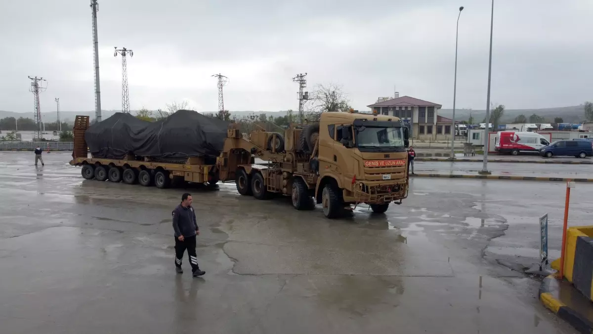 Türk Zırhlı Araçları NATO Tatbikatı İçin Bulgaristan\'a Geçti