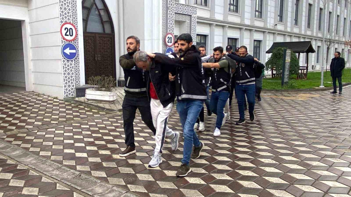 Dilovası\'ndaki Yangın: 11 Kişi Adliyeye Sevk Edildi