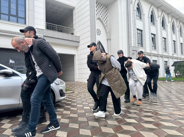 6 kişiye mezar olan kozmetik fabrikasındaki yangının çıkış nedeni belli oldu 6 kişiye mezar olan kozmetik fabrikasındaki yangının çıkış nedeni belli oldu