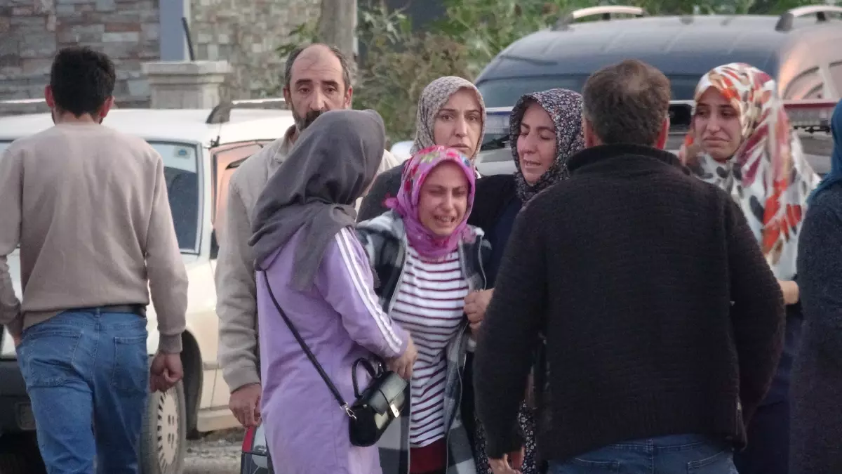 Antalya\'da Aile Katliamı: Polis Memuru Eşini ve Çocuklarını Öldürdü