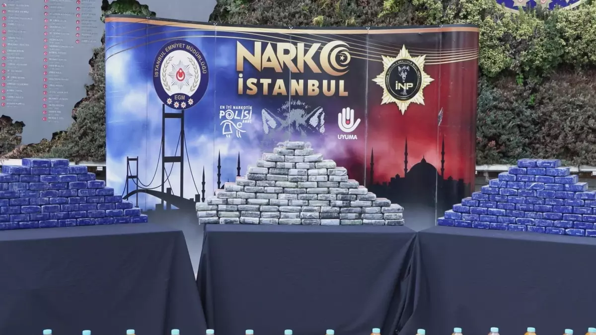 İstanbul\'da Uyuşturucu Operasyonu: 7 Tutuklama ve 494 Kilo Uyuşturucu Ele Geçirildi