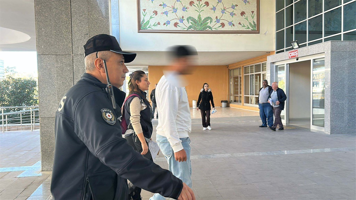 Sokak Köpeğine Kötü Muamele: Personel Serbest Bırakıldı