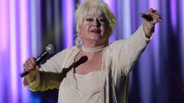 Ünlü sanatçı Muazzez Abacı, 78 yaşında hayatını kaybetti