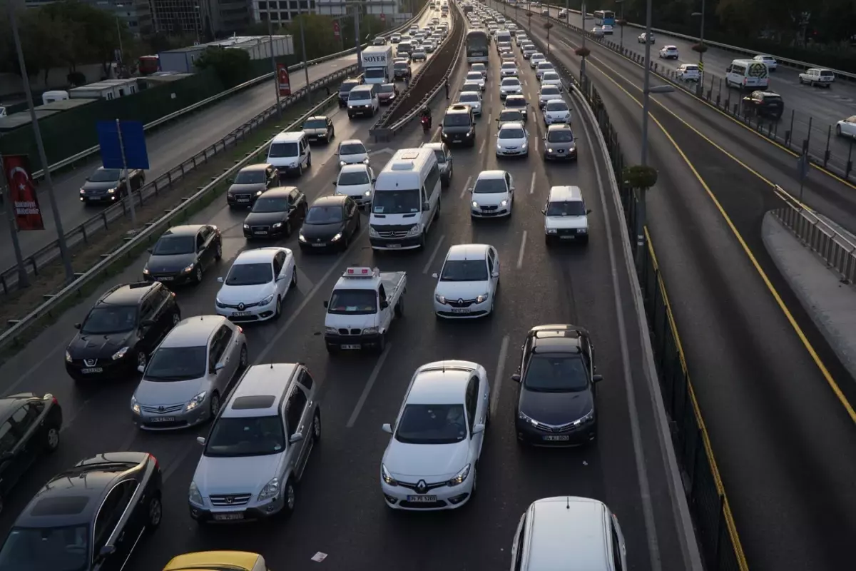 Zorunlu kış lastiği uygulaması 15 Kasım\'da başlıyor