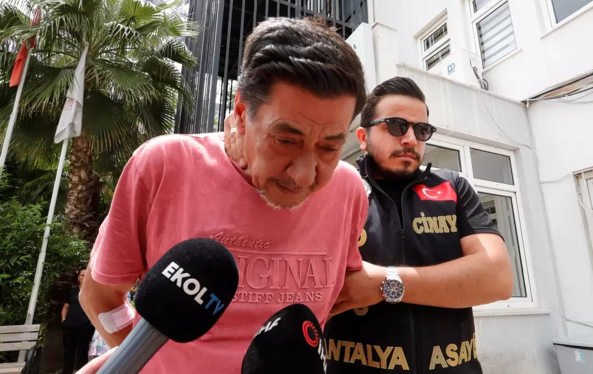 Ağabeyi 37 bıçak darbesiyle öldürülen çocuğun sözleri ağlattı