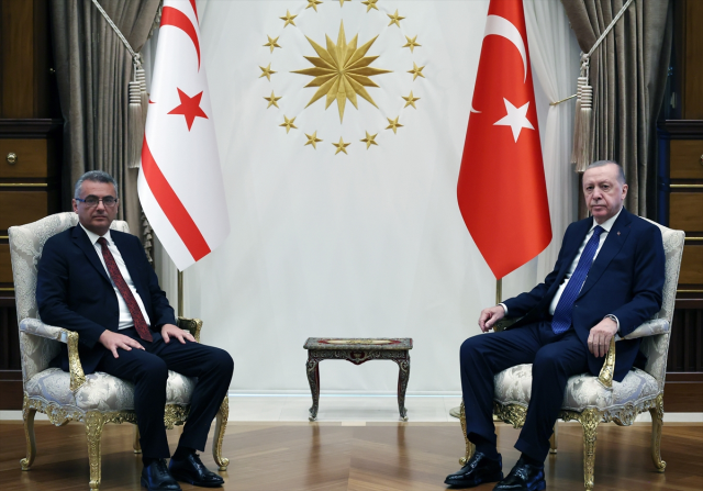 Cumhurbaşkanı Erdoğan, KKTC Cumhurbaşkanı Tufan Erhürman'ı resmi törenle karşıladı