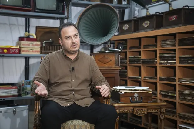 Google'da bile çıkmıyor! 35 yıldır arayanlar var, 2 arkadaş 'bulunmaz' denileni de buldu