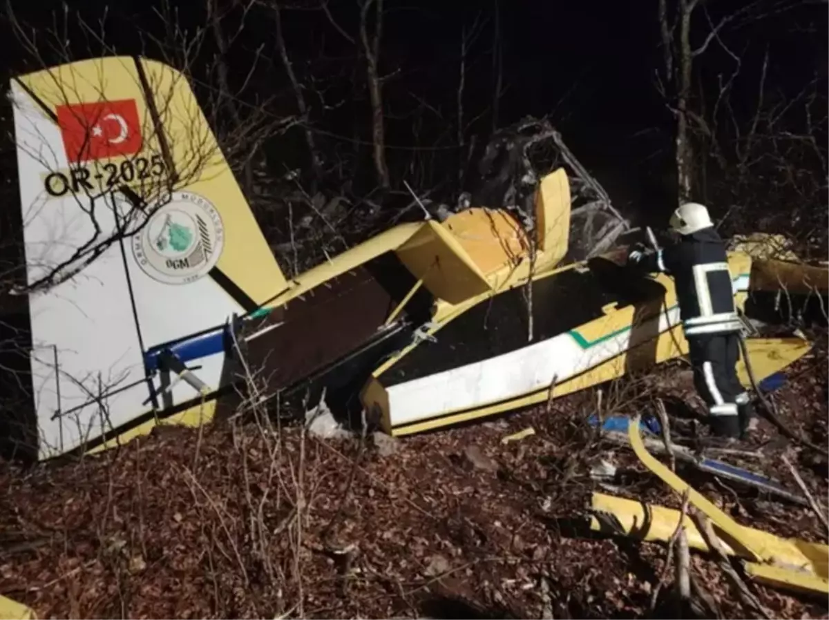 İşte Hırvatistan\'da düşen yangın söndürme uçağının enkazından görüntüler