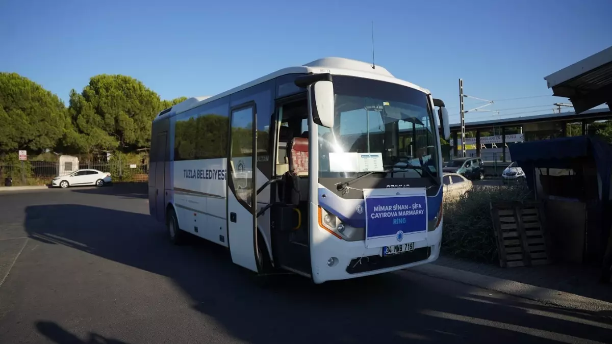 Tuzla Belediyesi\'nin ücretsiz ring seferlerinden binlerce vatandaş faydalandı