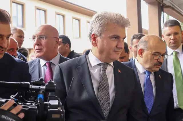 Balıkesir'de 17 bin deprem sonrası siyasette Zağanos Paşa polemiği