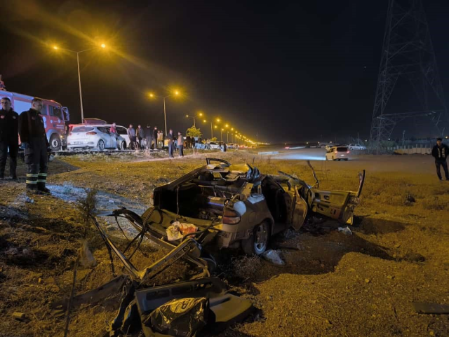 Batman'da feci kaza: 6 ve 8 yaşındaki iki kardeş hayatını kaybetti Batman'da feci kaza: 6 ve 8 yaşındaki iki kardeş hayatını kaybetti