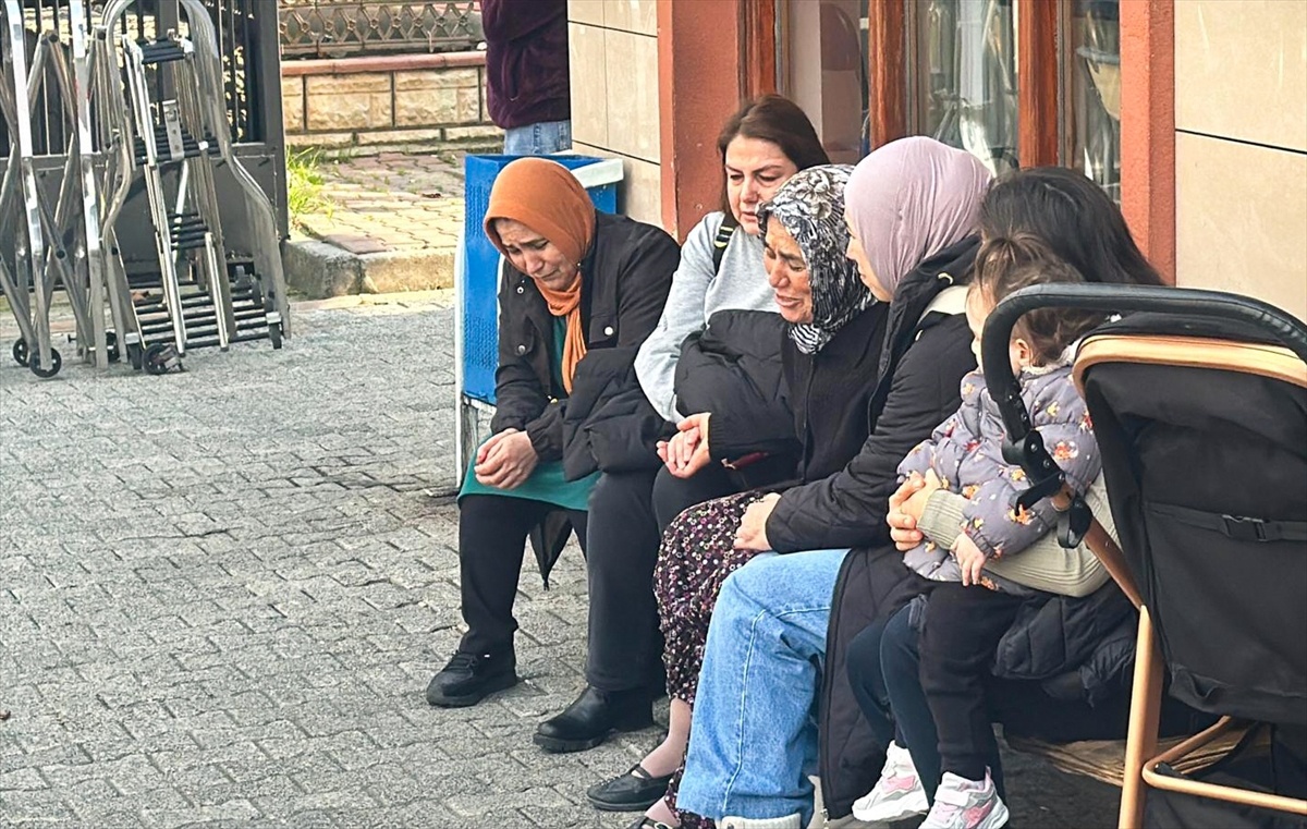 Fatih\'te Gıda Zehirlenmesi: 3 Ölü