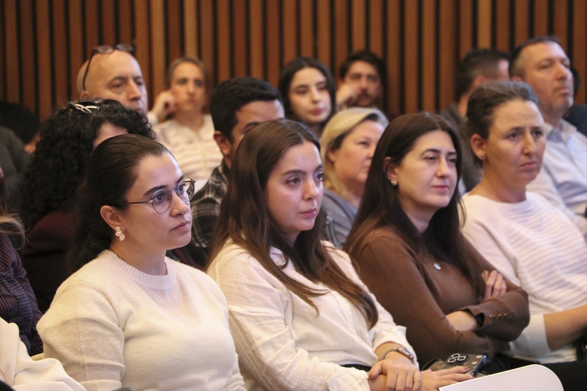 İzmir\'de Kimyasallar Yönetimi Eğitimi