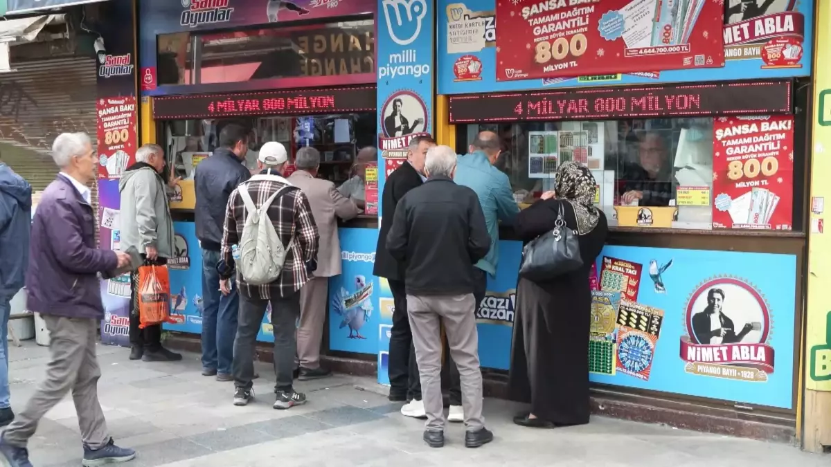 Yılbaşı Piyango Çekilişi İçin Geri Sayım