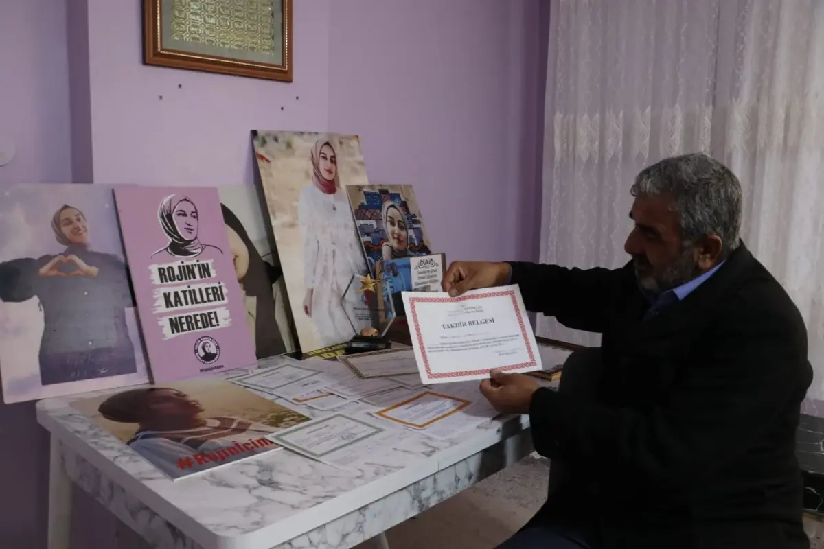 Rojin\'in babası: Atletindeki kanın başka bir kadına ait olduğu söylendi