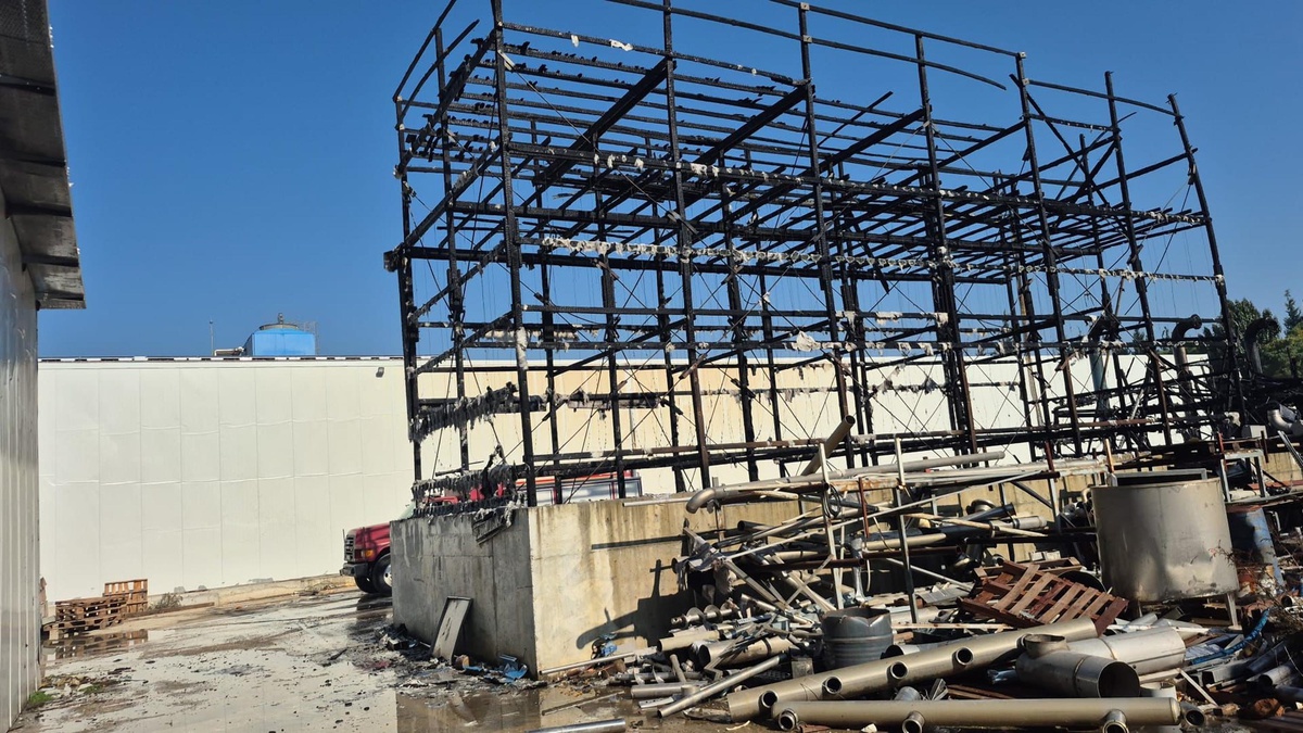 Ödemiş\'te Salça Fabrikasında Yangın