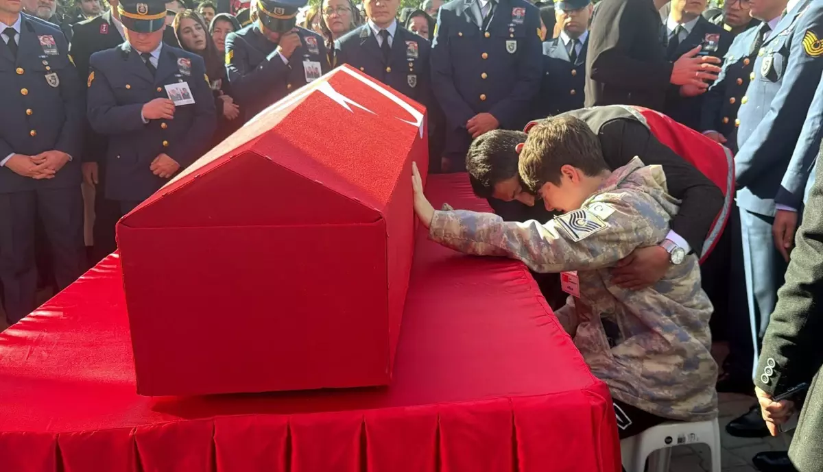 GÜRCİSTAN-Azerbaycan sınırında şehit olan asker son yolculuğuna uğurlandı