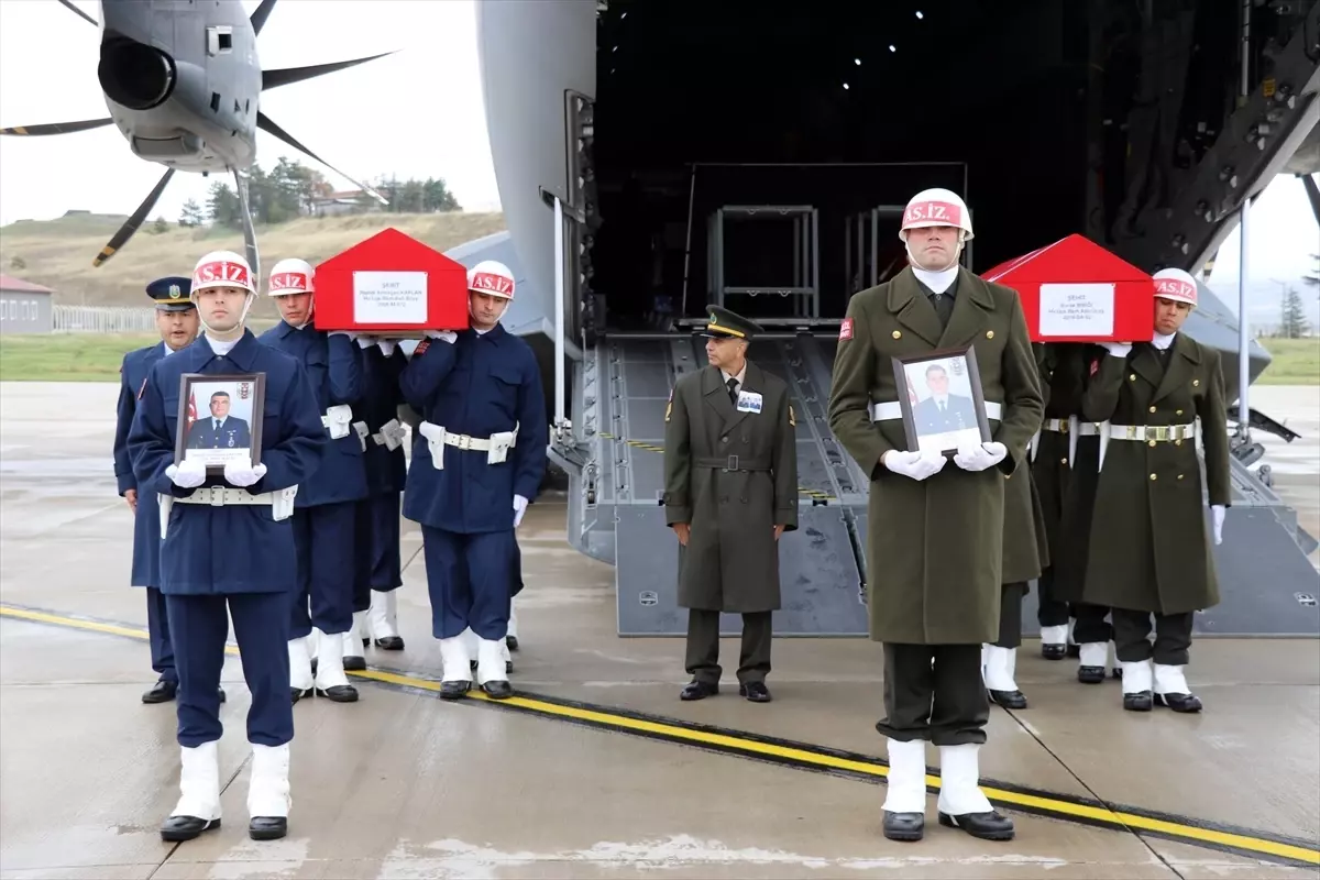 Şehit Kaplan ve İbbiği\'nin cenazeleri Amasya\'ya getirildi