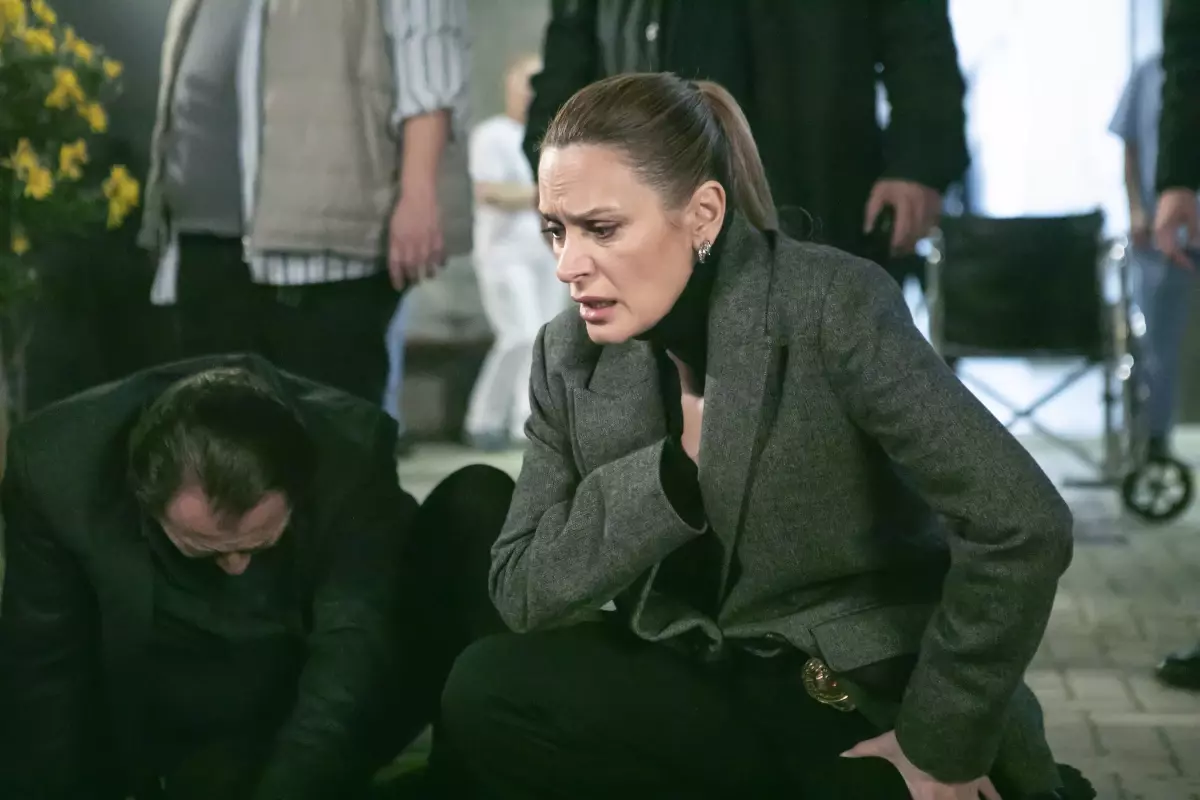 Arka Sokaklar\'dan Duygusal Anlar: \'Sürgün\' Şarkısıyla Şehitlerimize Selam