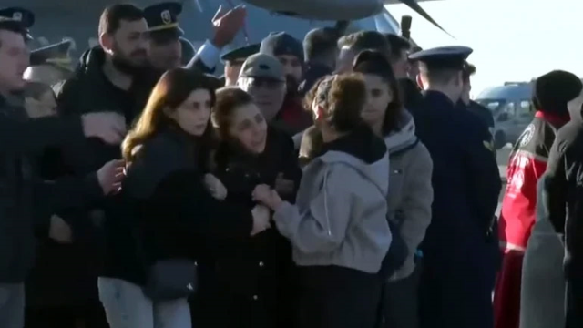 Türkiye, 20 şehidini uğurluyor! Törende yürek yakan görüntü