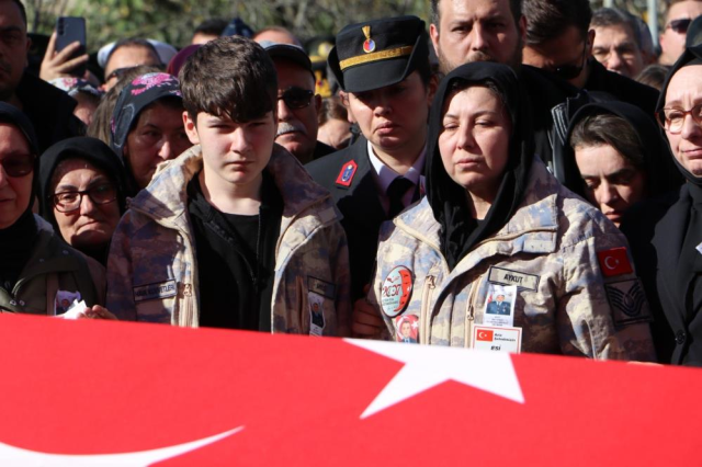 Türkiye şehitlerini uğurladı