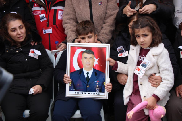 Türkiye şehitlerini uğurladı