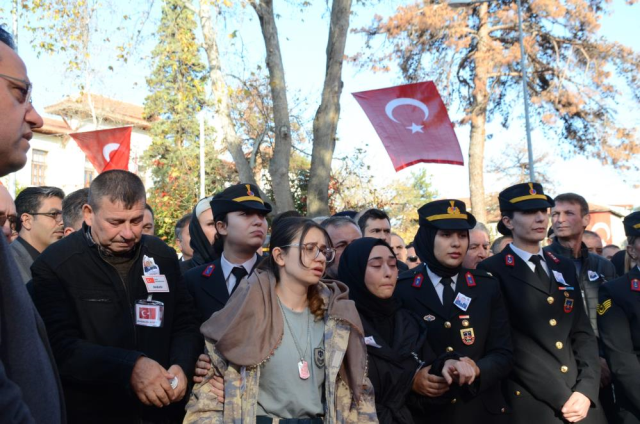 Türkiye şehitlerini uğurladı