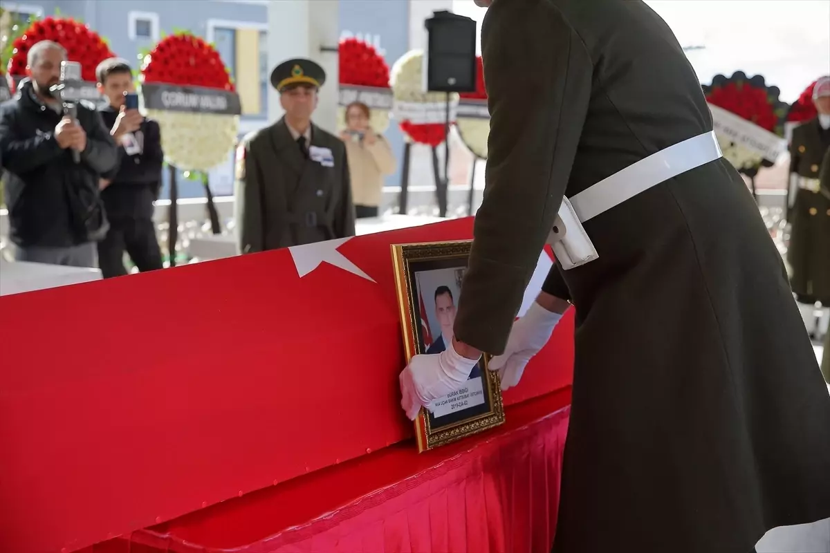 Türkiye şehitlerini uğurluyor