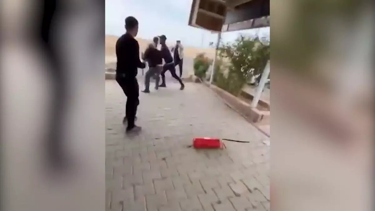 Birecik\'te Yüksek Ücret Kavgası: 4 Yaralı