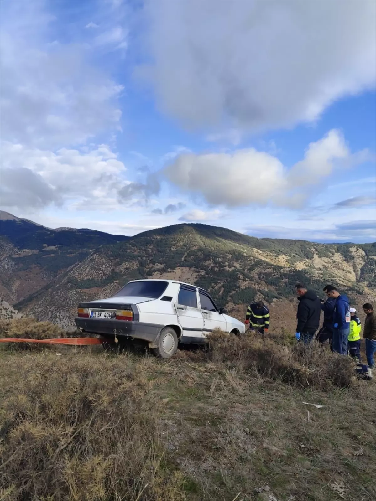 Feke\'de Otomobil Kazası: Sürücü Hayatını Kaybetti
