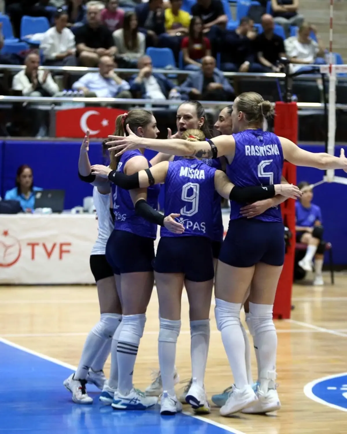 Aydın, Vakıfbank ile Karşılaşıyor