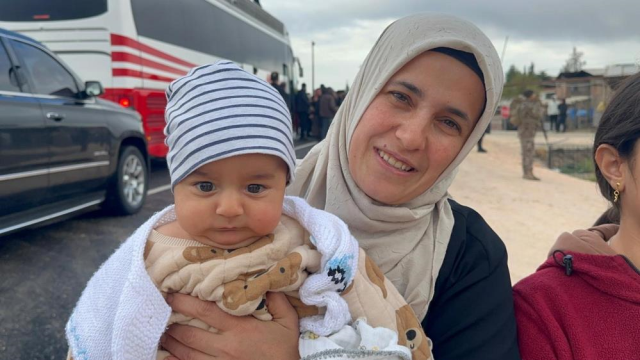 Cumhurbaşkanı Erdoğan, 4 aylık bebeği görünce konvoyu durdurdu