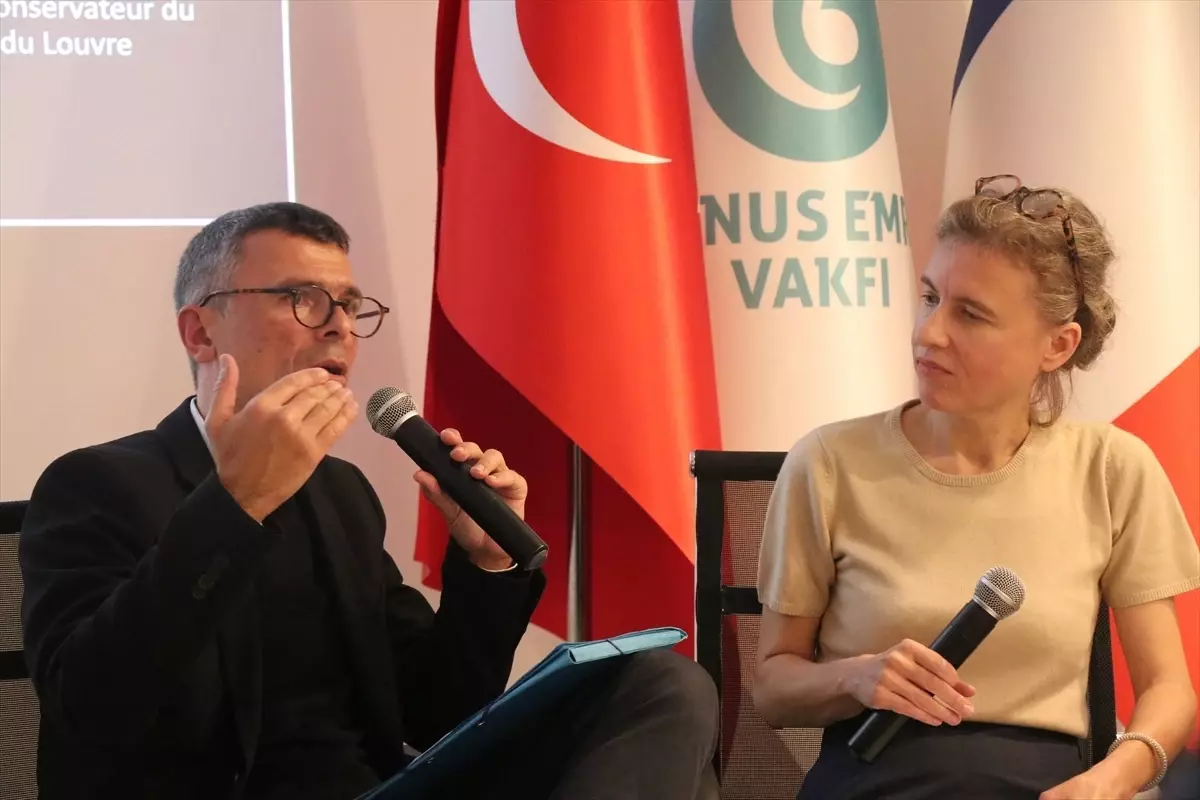 Yenilenme Tepesi Podcasti Paris\'te Tanıtıldı