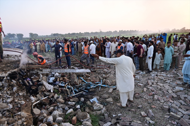 Pakistan'da havai fişek fabrikasında patlama: 5 ölü, 7 yaralı Pakistan'da havai fişek fabrikasında patlama: 5 ölü, 7 yaralı
